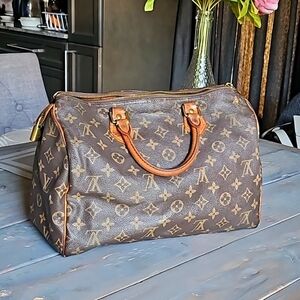 Vintage Louis Vuitton Speedy 30